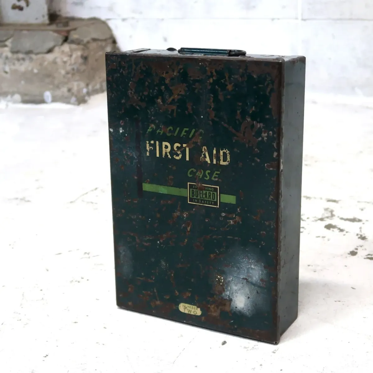 BULLARD ビンテージ FIRST AID メタルボックス ミリタリー