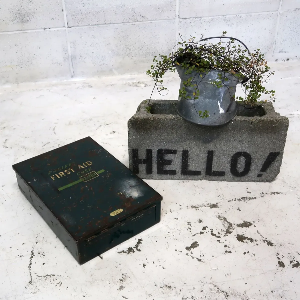 BULLARD ビンテージ FIRST AID メタルボックス ミリタリー