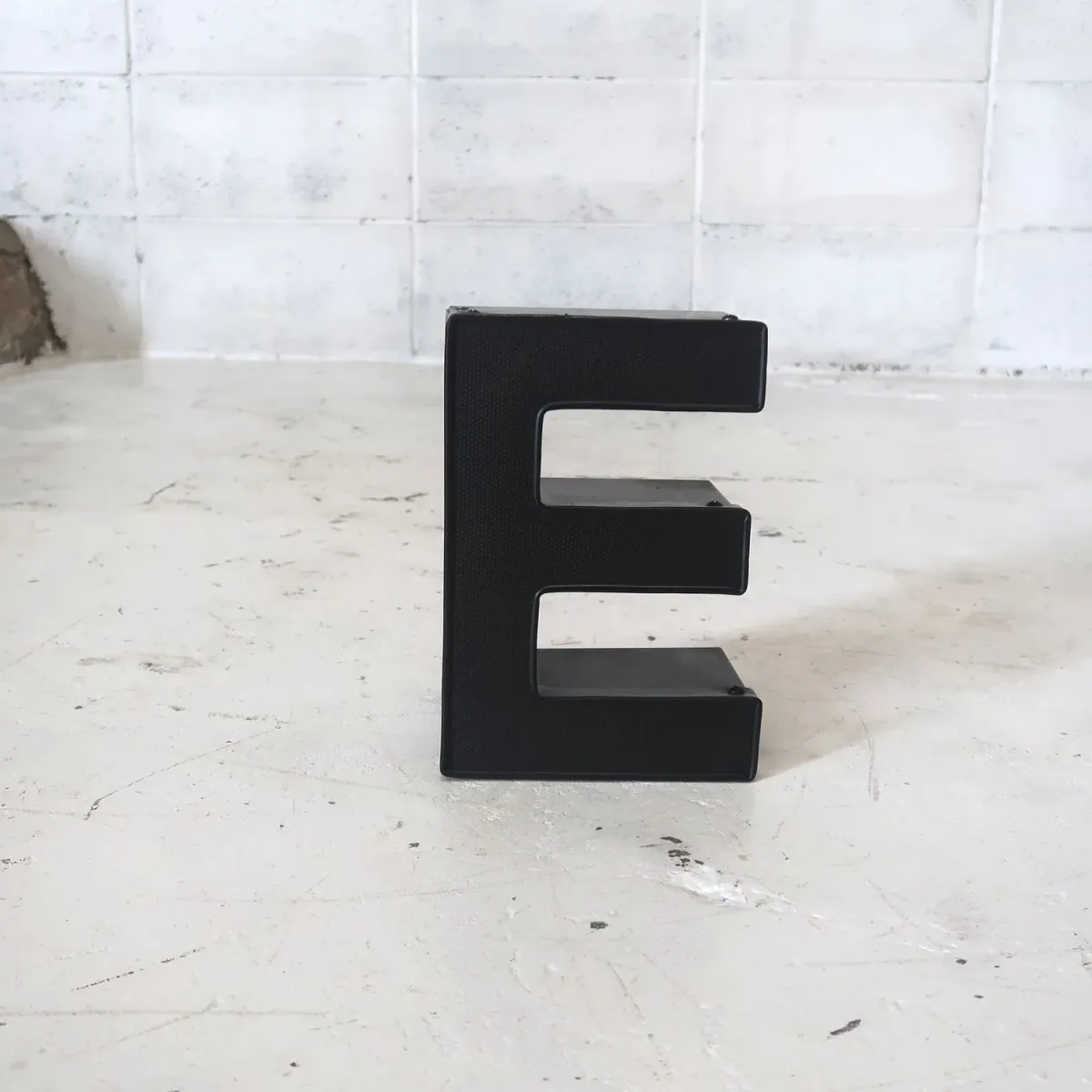 ビンテージ レターサイン ミニサイズ E