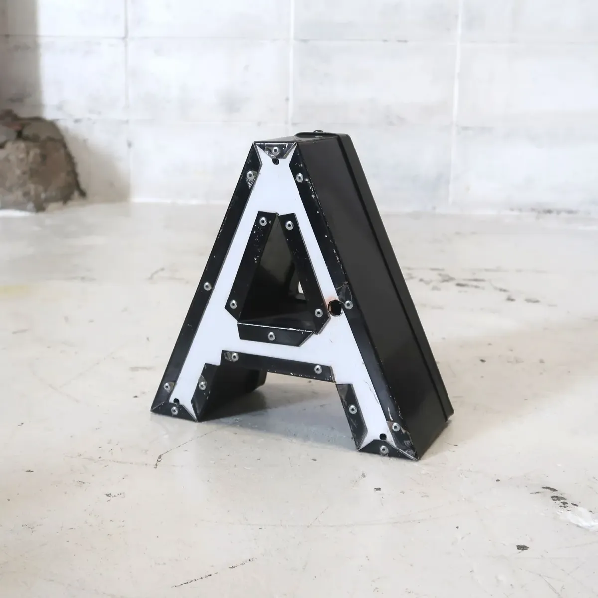 ビンテージ レターサイン ミニサイズ A