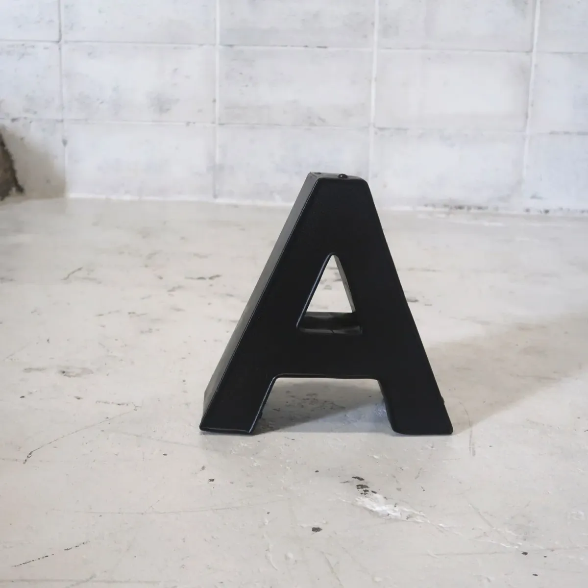 ビンテージ レターサイン ミニサイズ A