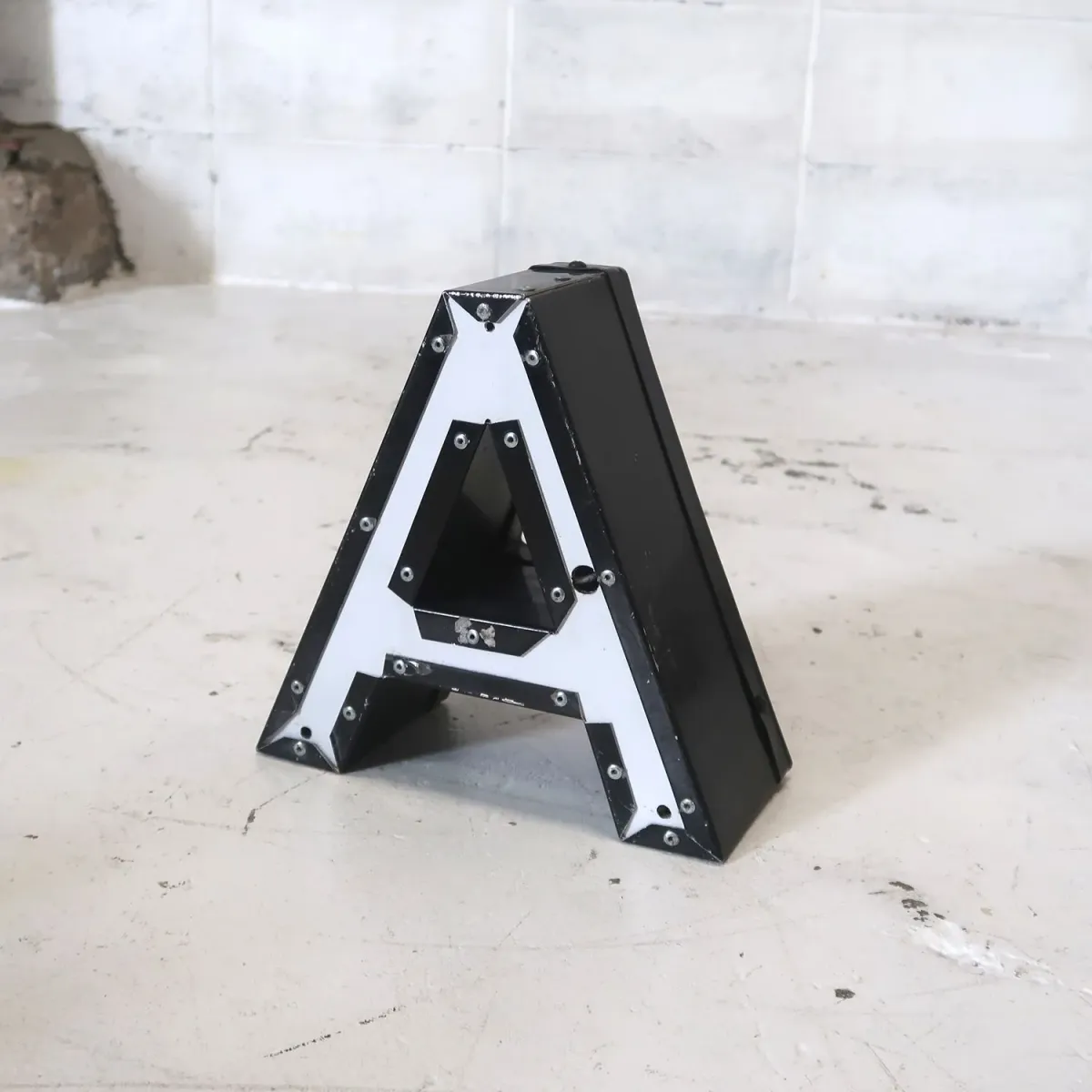 ビンテージ レターサイン ミニサイズ A