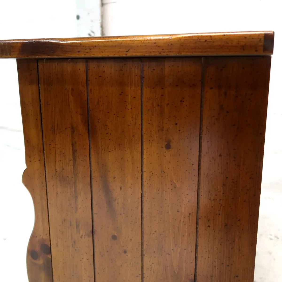 アンティーク ナイトスタンド