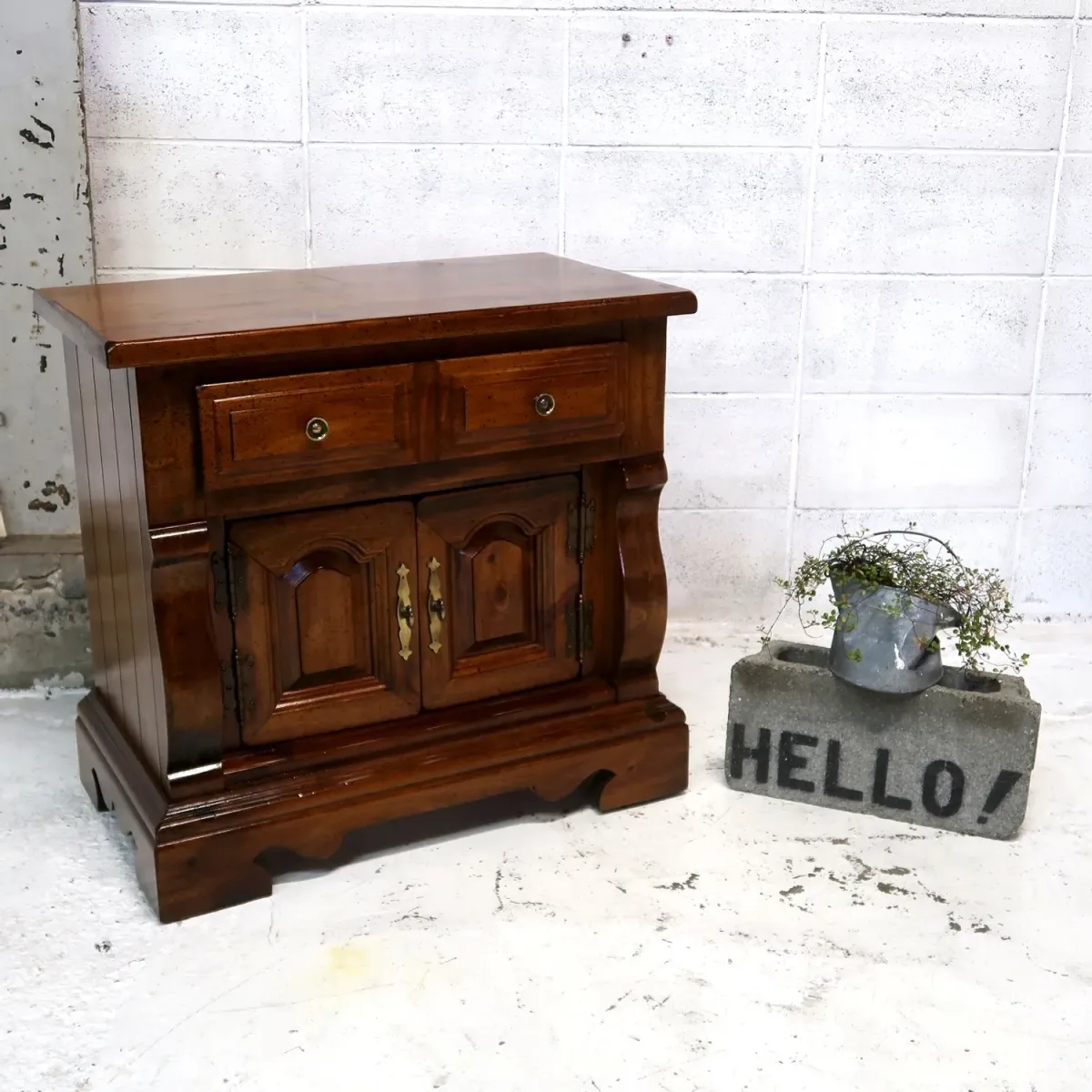 アンティーク ナイトスタンド