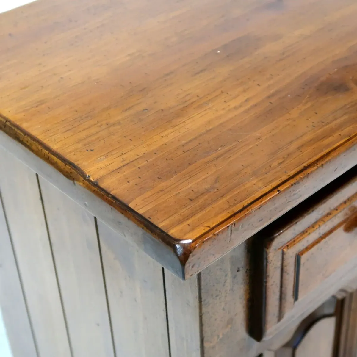 アンティーク ナイトスタンド