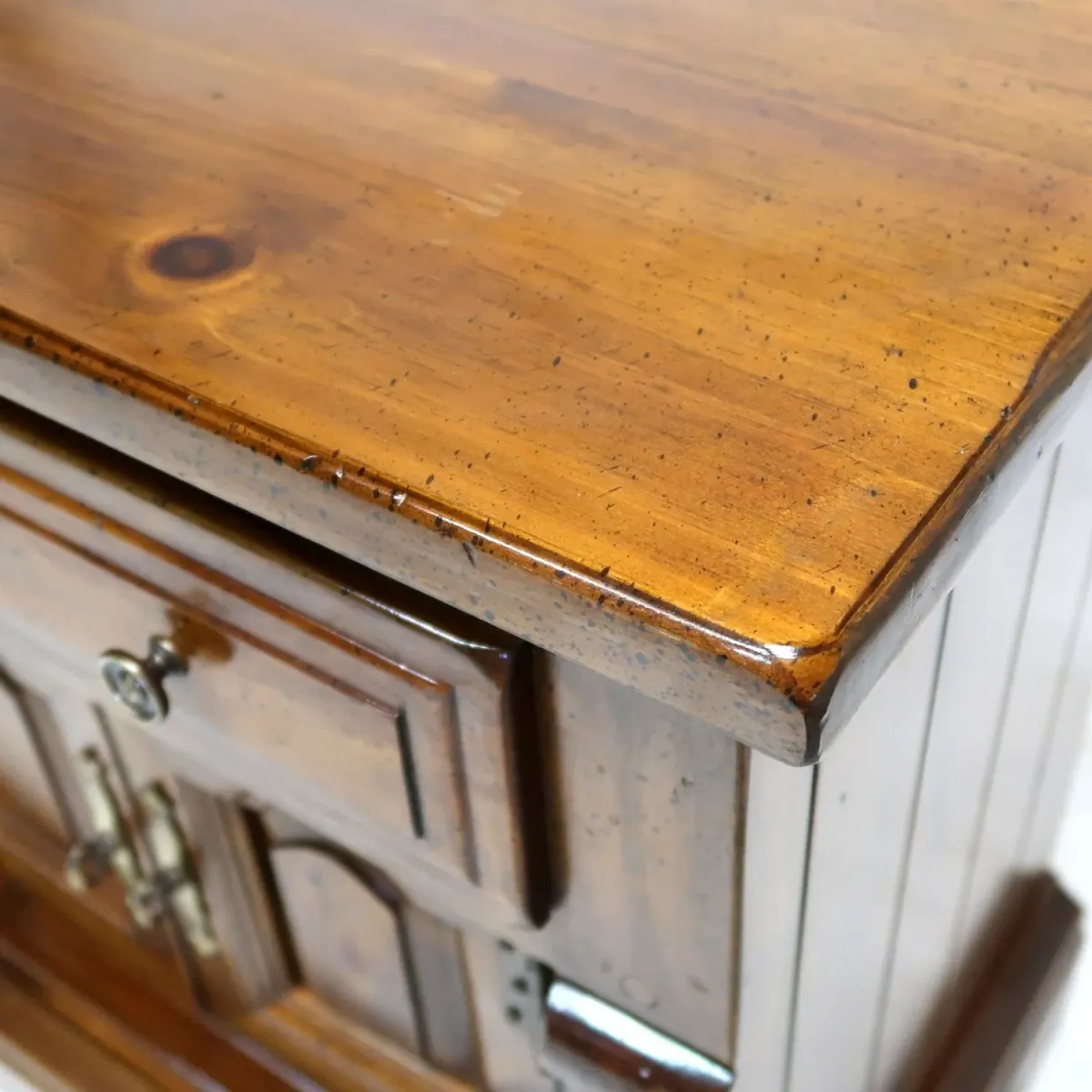 アンティーク ナイトスタンド