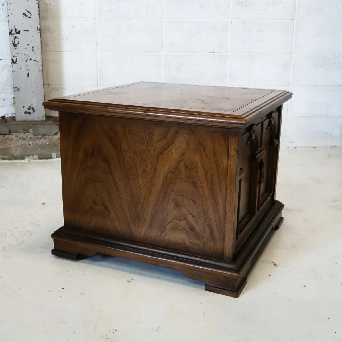 ビンテージ ウッドキャビネット