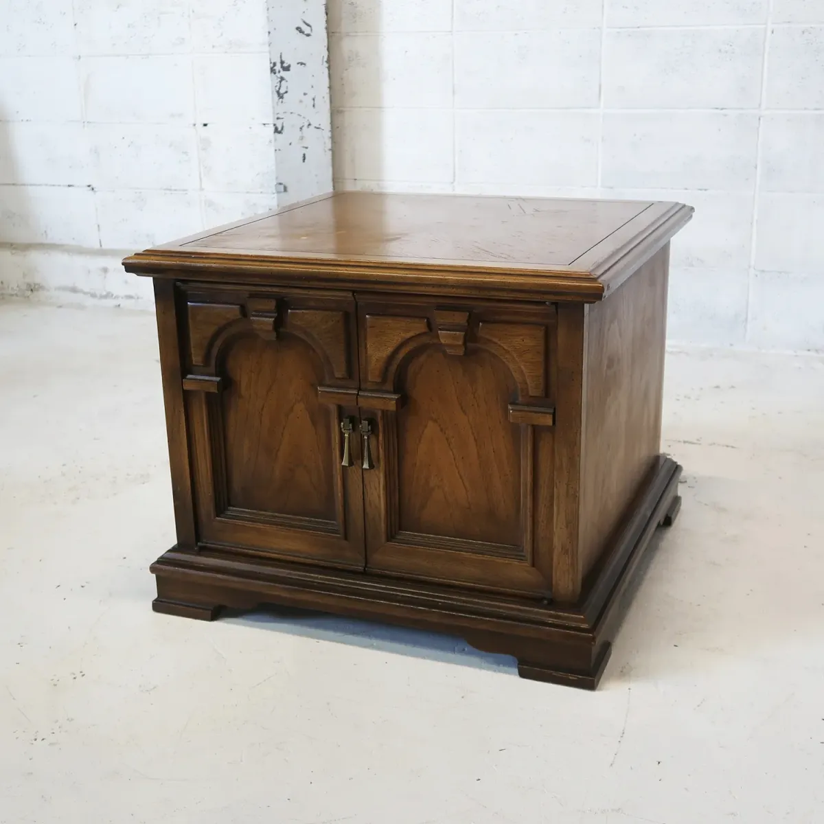 ビンテージ ウッドキャビネット