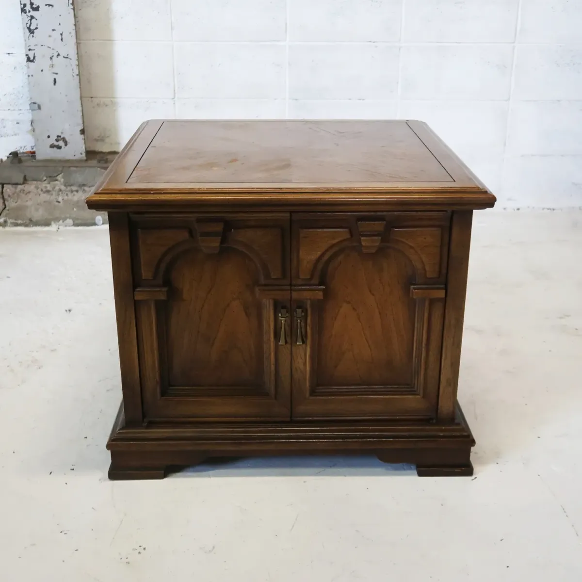 ビンテージ ウッドキャビネット