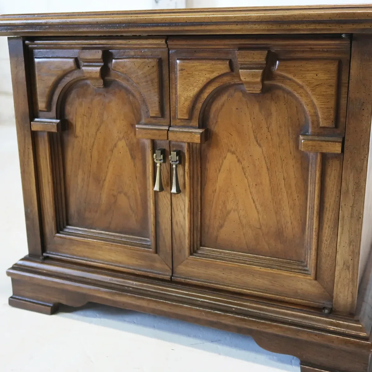 ビンテージ ウッドキャビネット