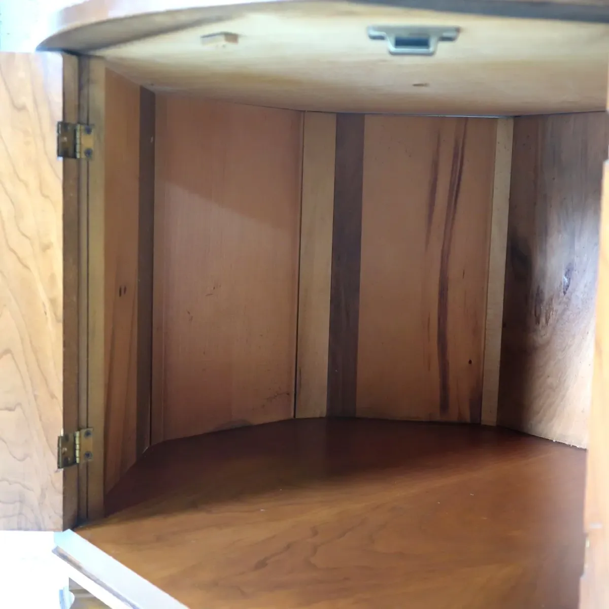 BASSETT FURNITURE アンティーク ラウンドサイドテーブル