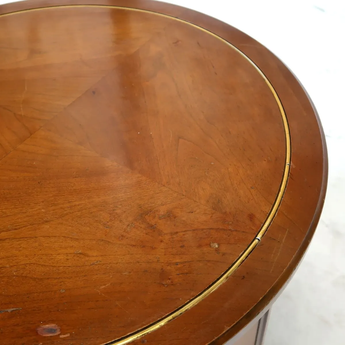 BASSETT FURNITURE アンティーク ラウンドサイドテーブル