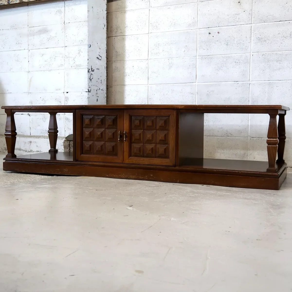 アンティーク ローボード