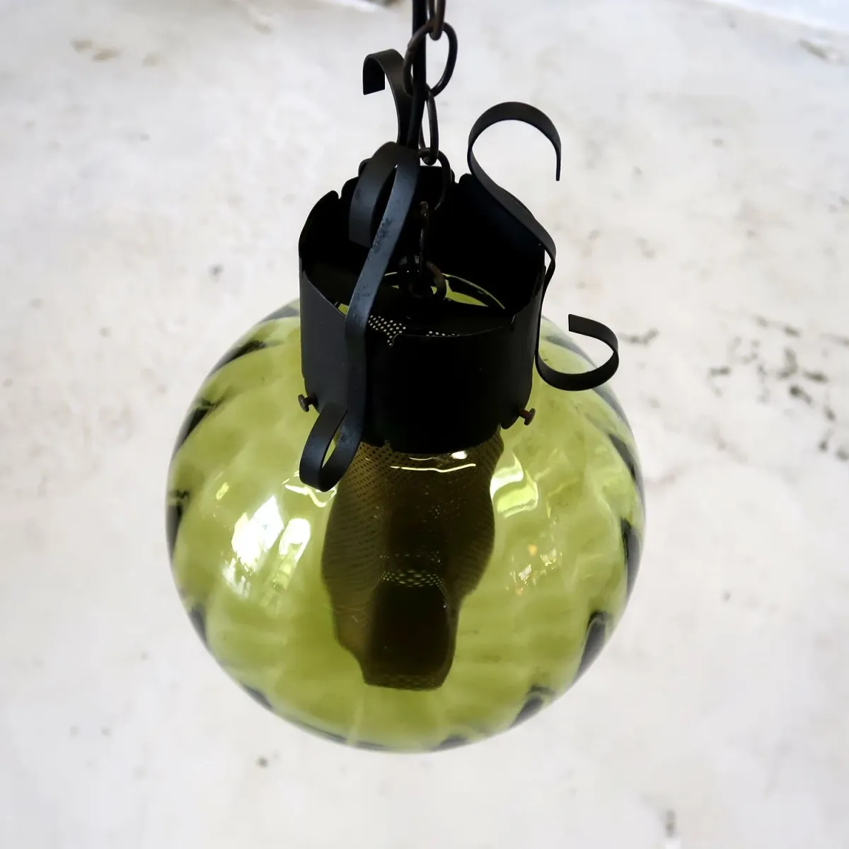 アンティーク グリーンガラス ペンダントランプ