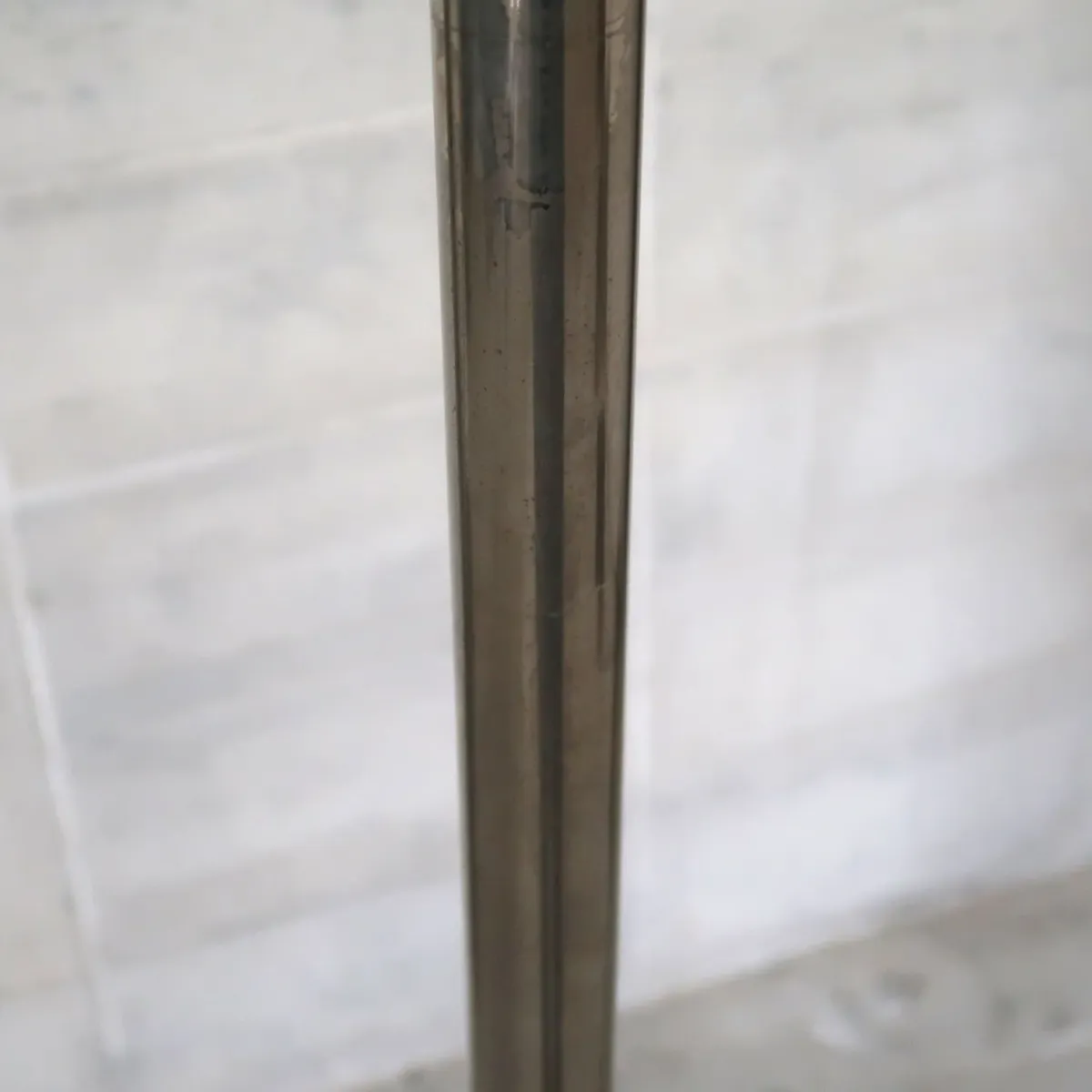 ビンテージ メタル T字ハンガーラック