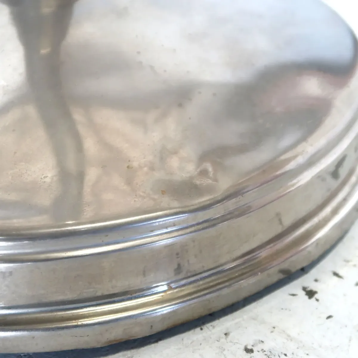 ビンテージ メタル T字ハンガーラック