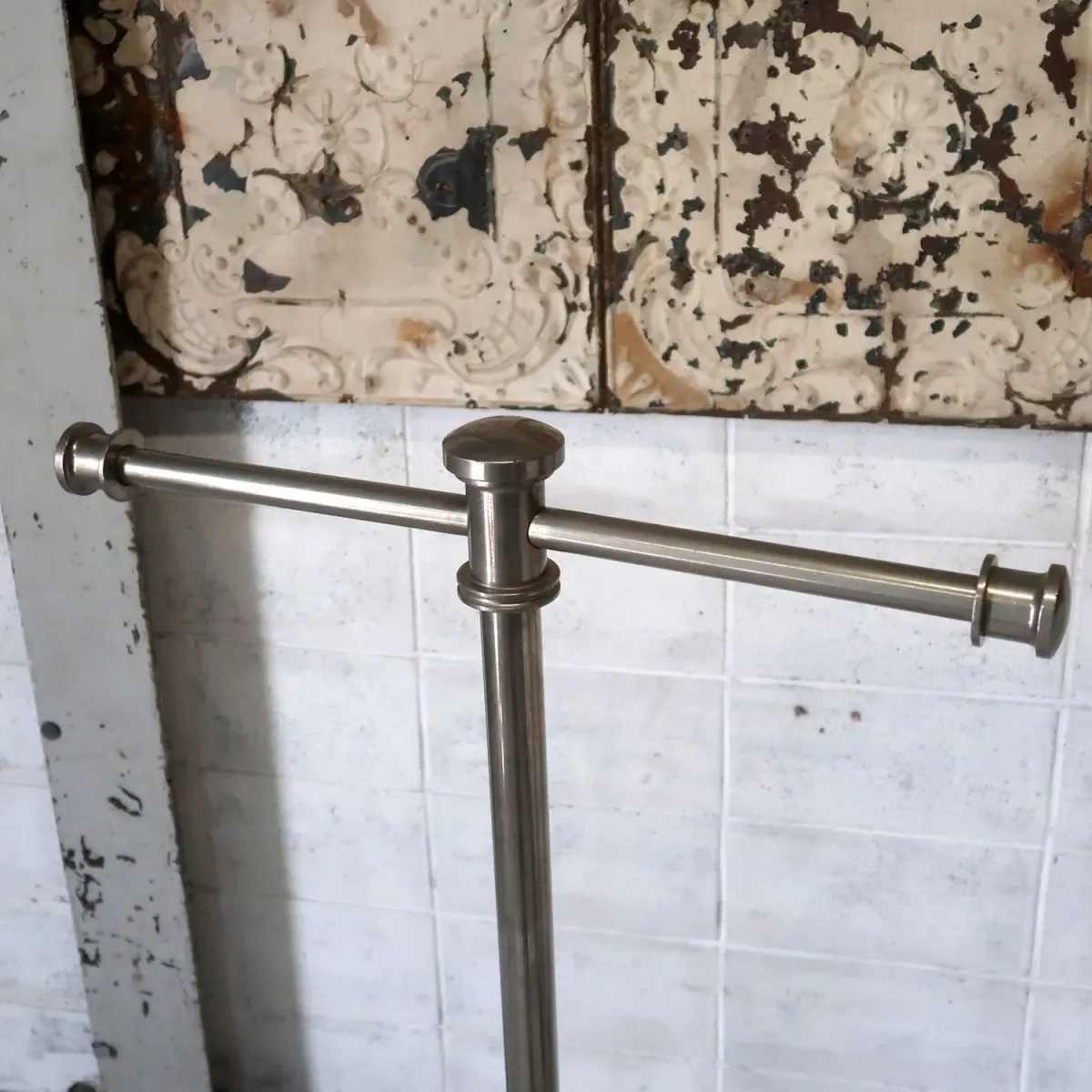 ビンテージ メタル T字ハンガーラック