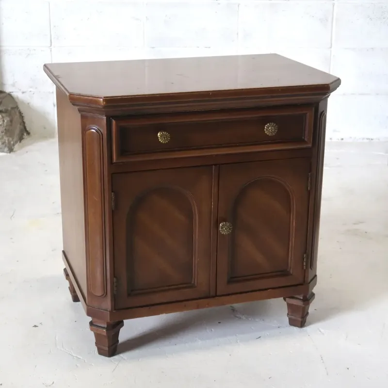 DREXEL アンティーク ナイトスタンド