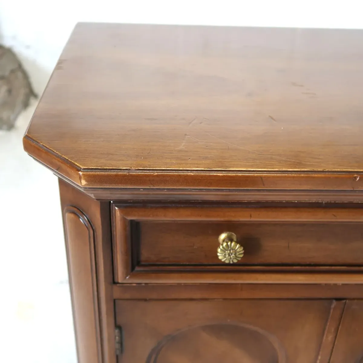 DREXEL アンティーク ナイトスタンド