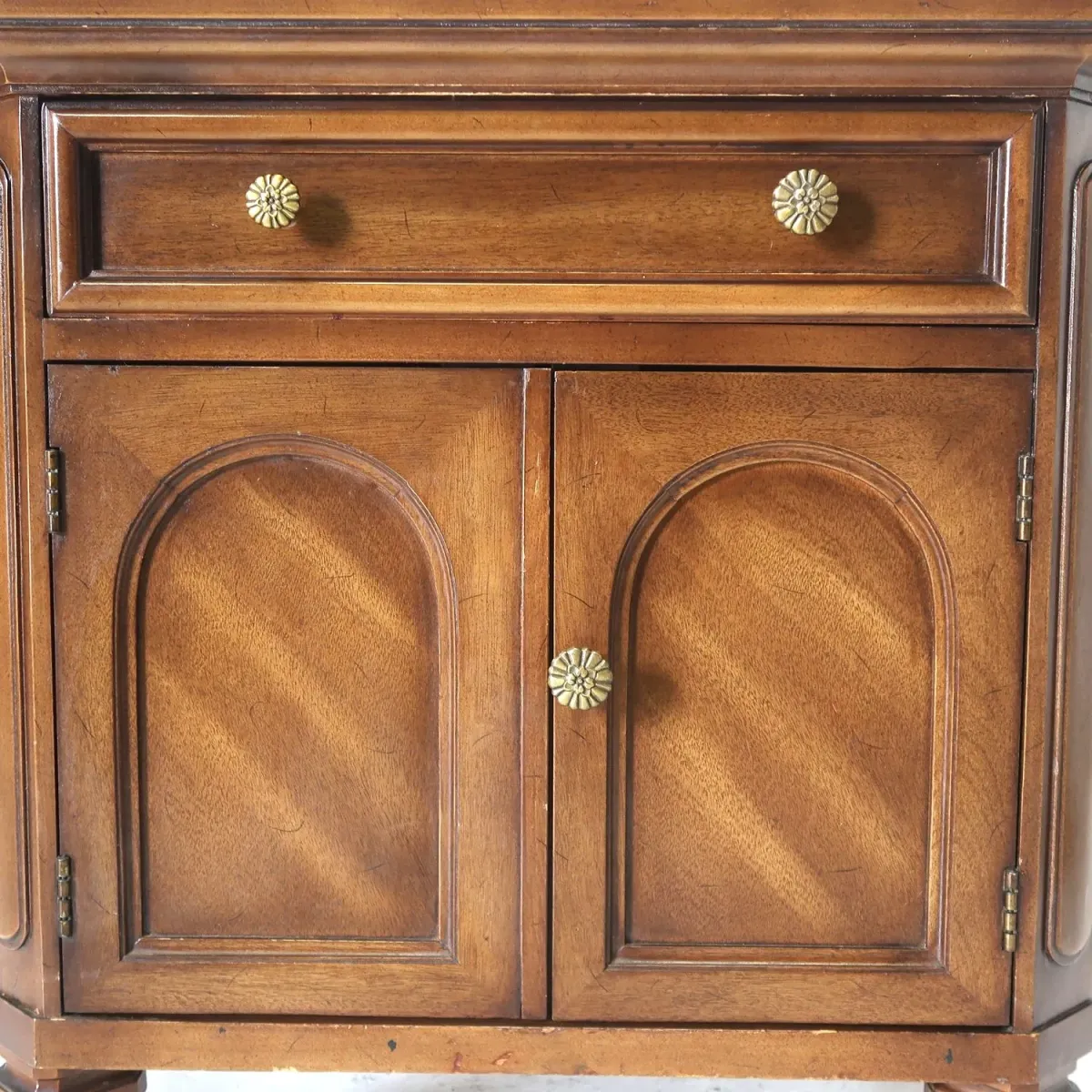 DREXEL アンティーク ナイトスタンド