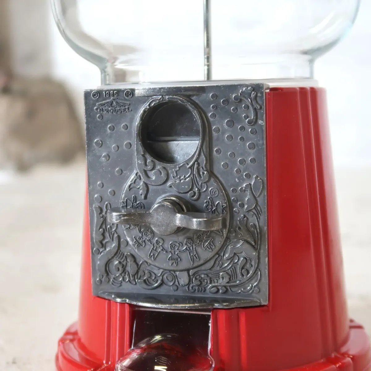 CAROUSEL ガムボールマシン