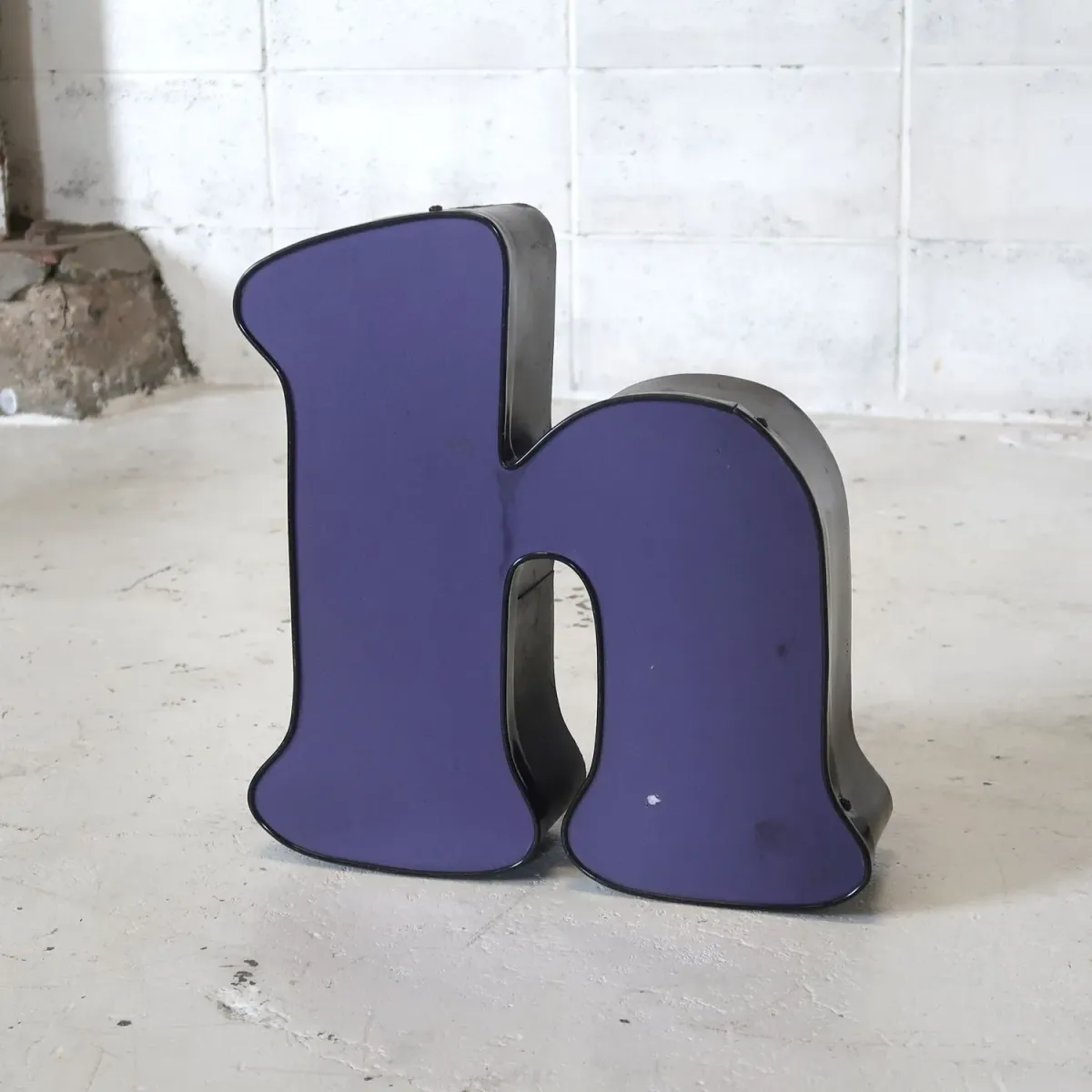 ビンテージ レターサイン h