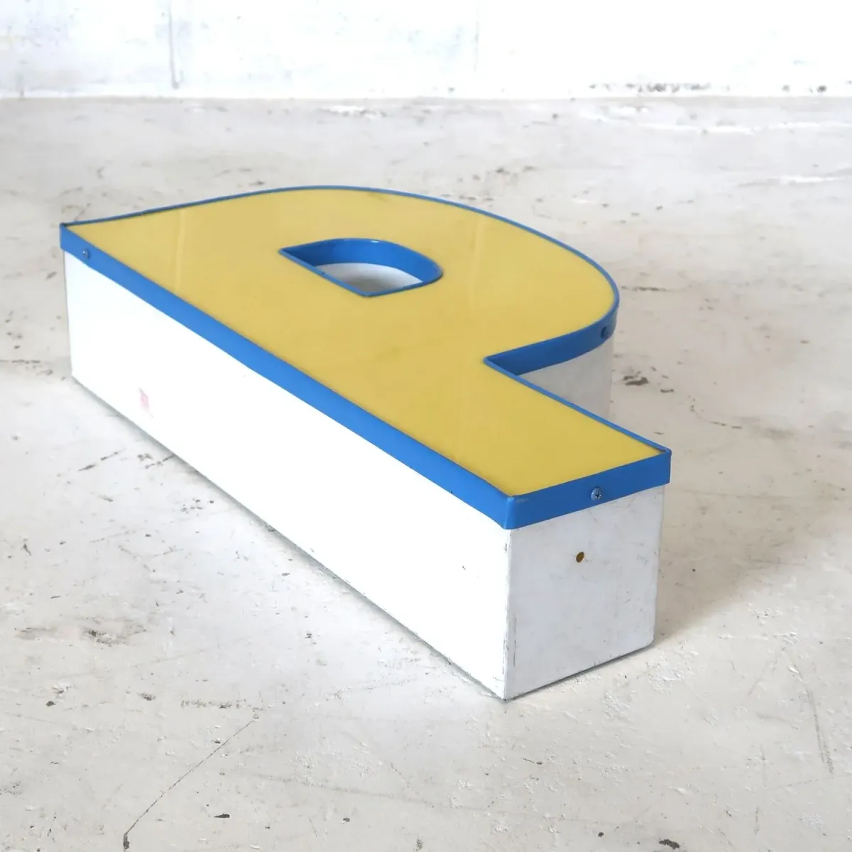 ビンテージ レターサイン P