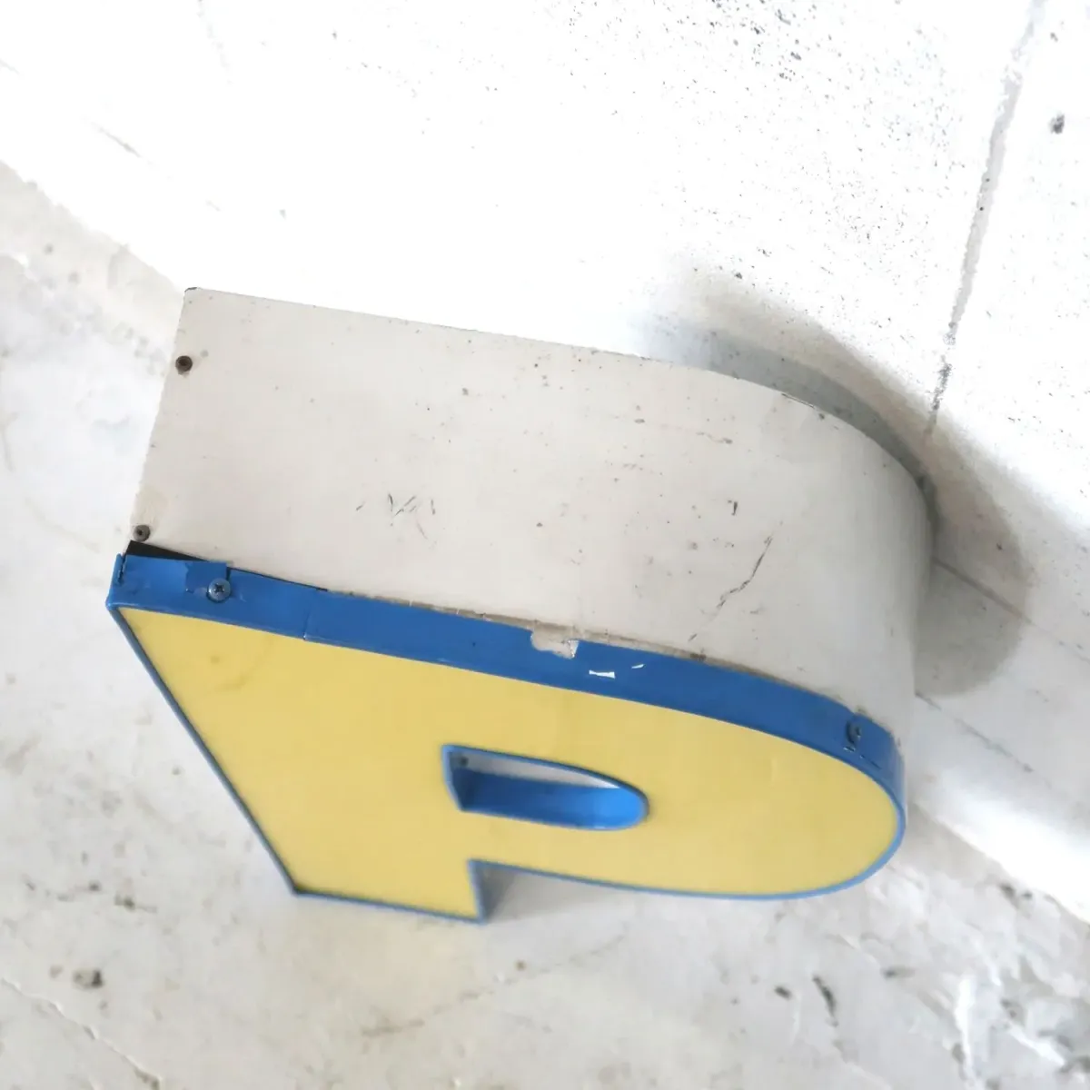 ビンテージ レターサイン P