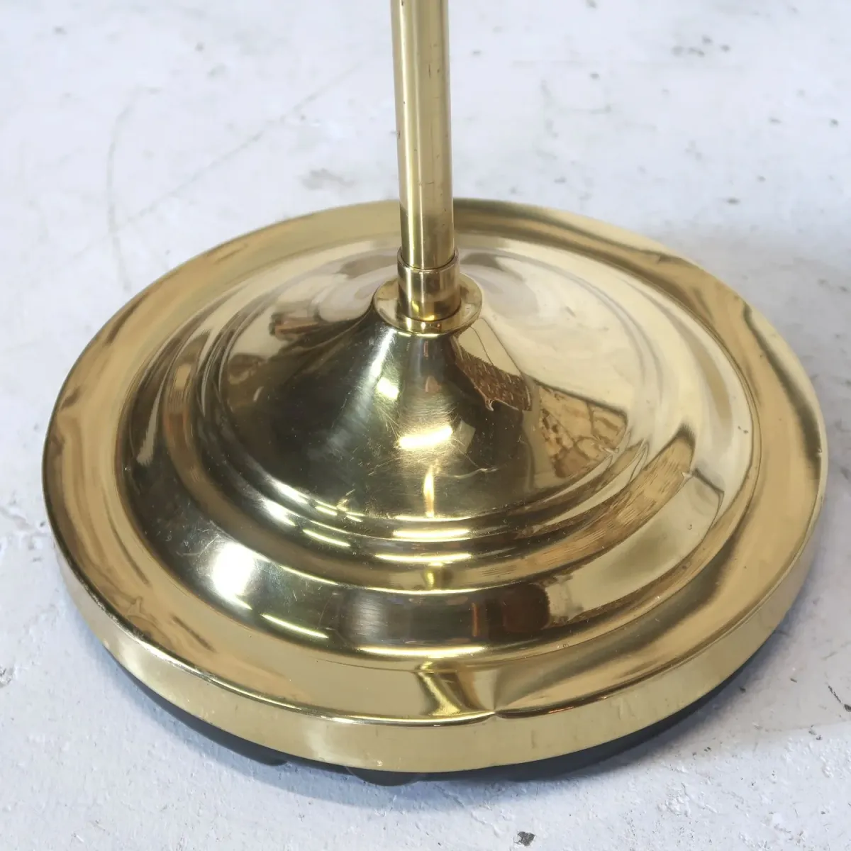 アンティーク ゴールドメタル フロアランプ