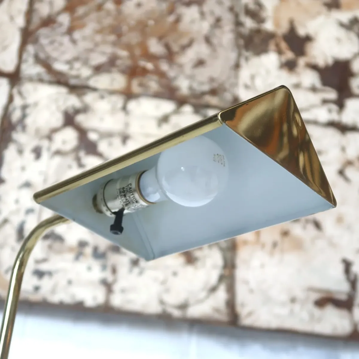 アンティーク ゴールドメタル フロアランプ