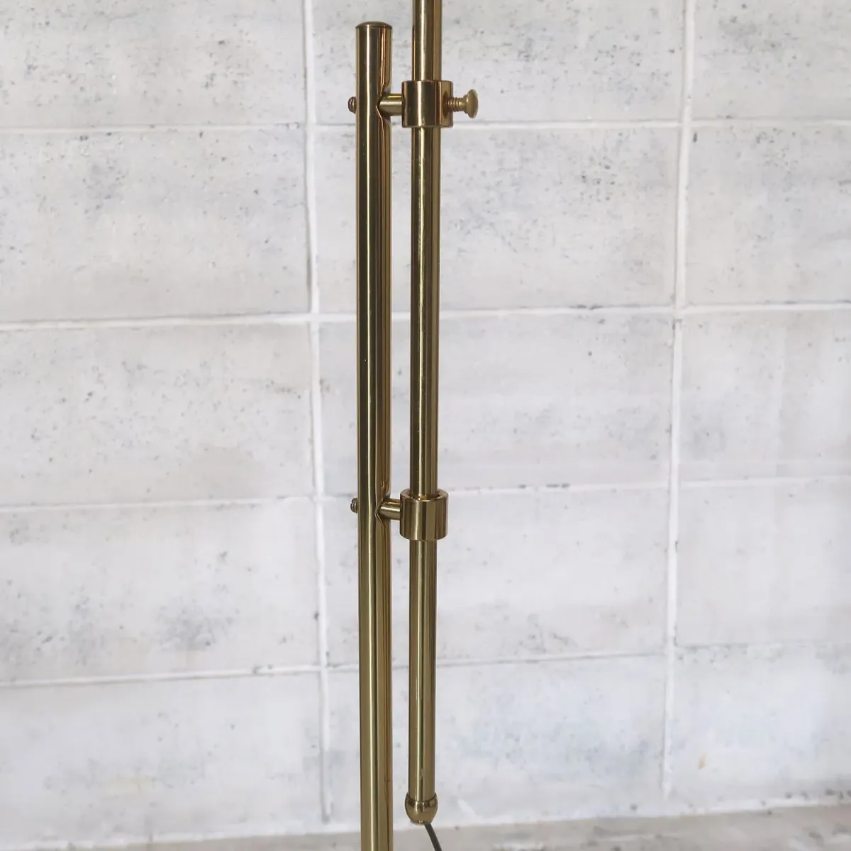 アンティーク ゴールドメタル フロアランプ