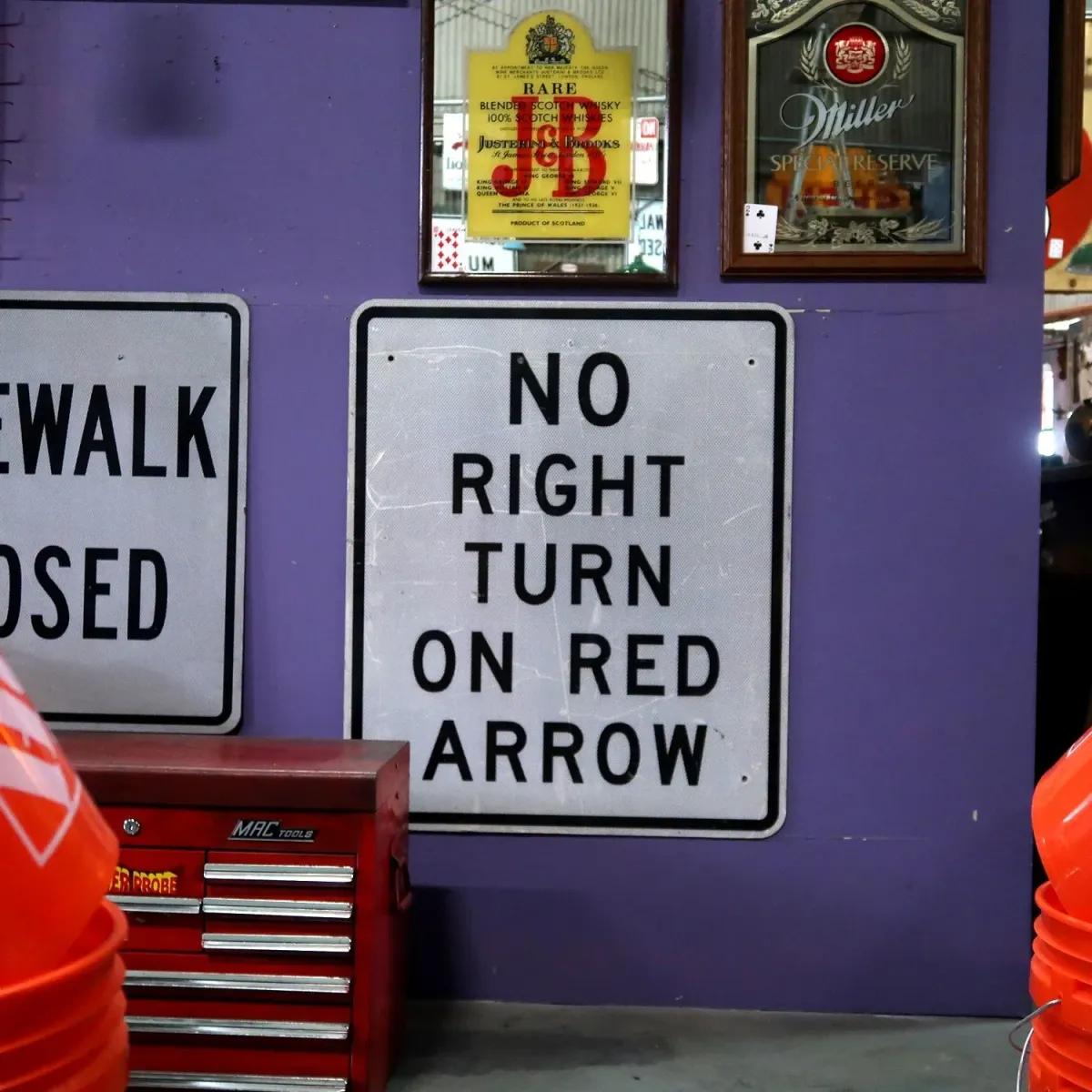 NO RIGHT TURN 大型ロードサイン