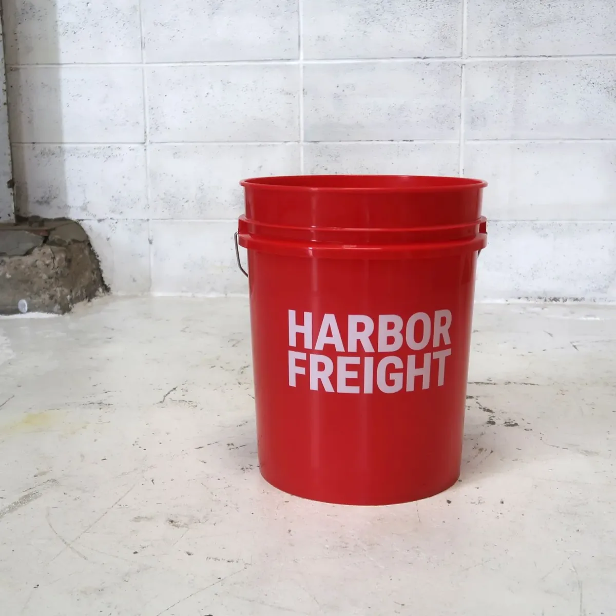 HARBOR FREIGHT バケツ 5ガロン