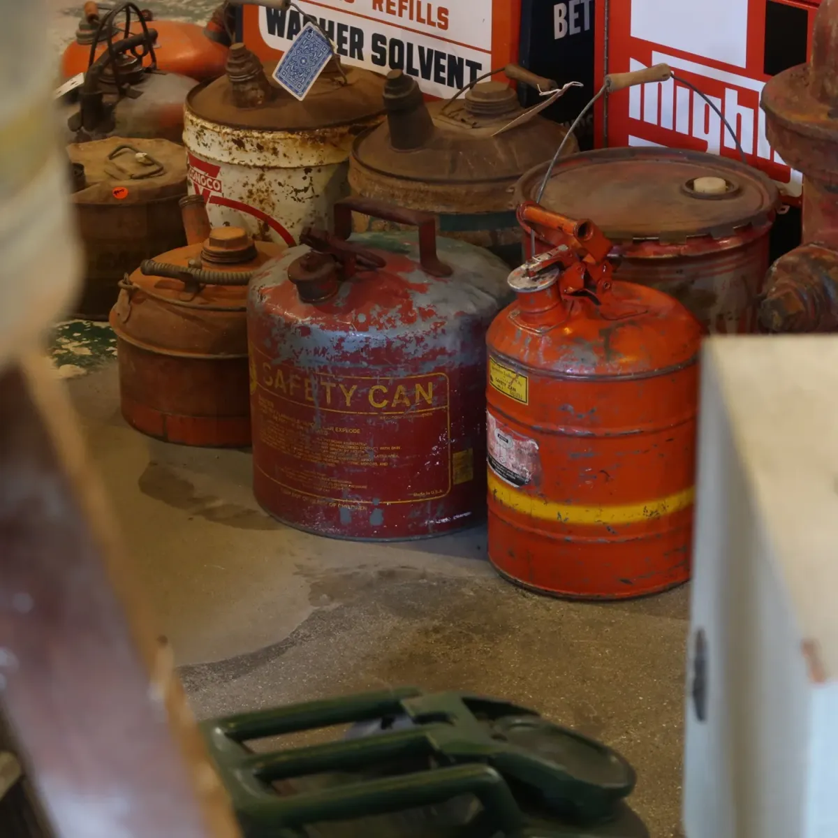 EAGLE ビンテージ セーフティカン