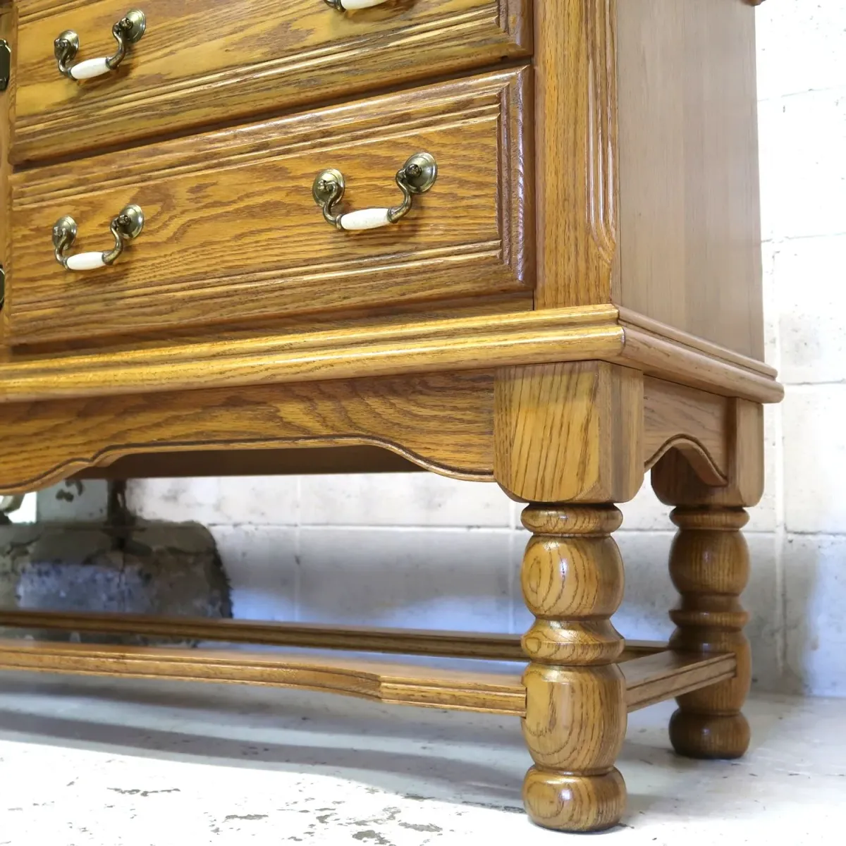 Virginia House アンティーク サイドボード オーク