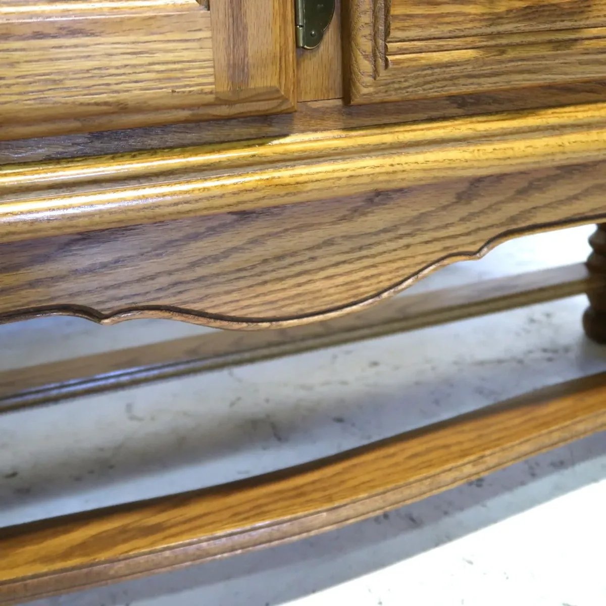 Virginia House アンティーク サイドボード オーク