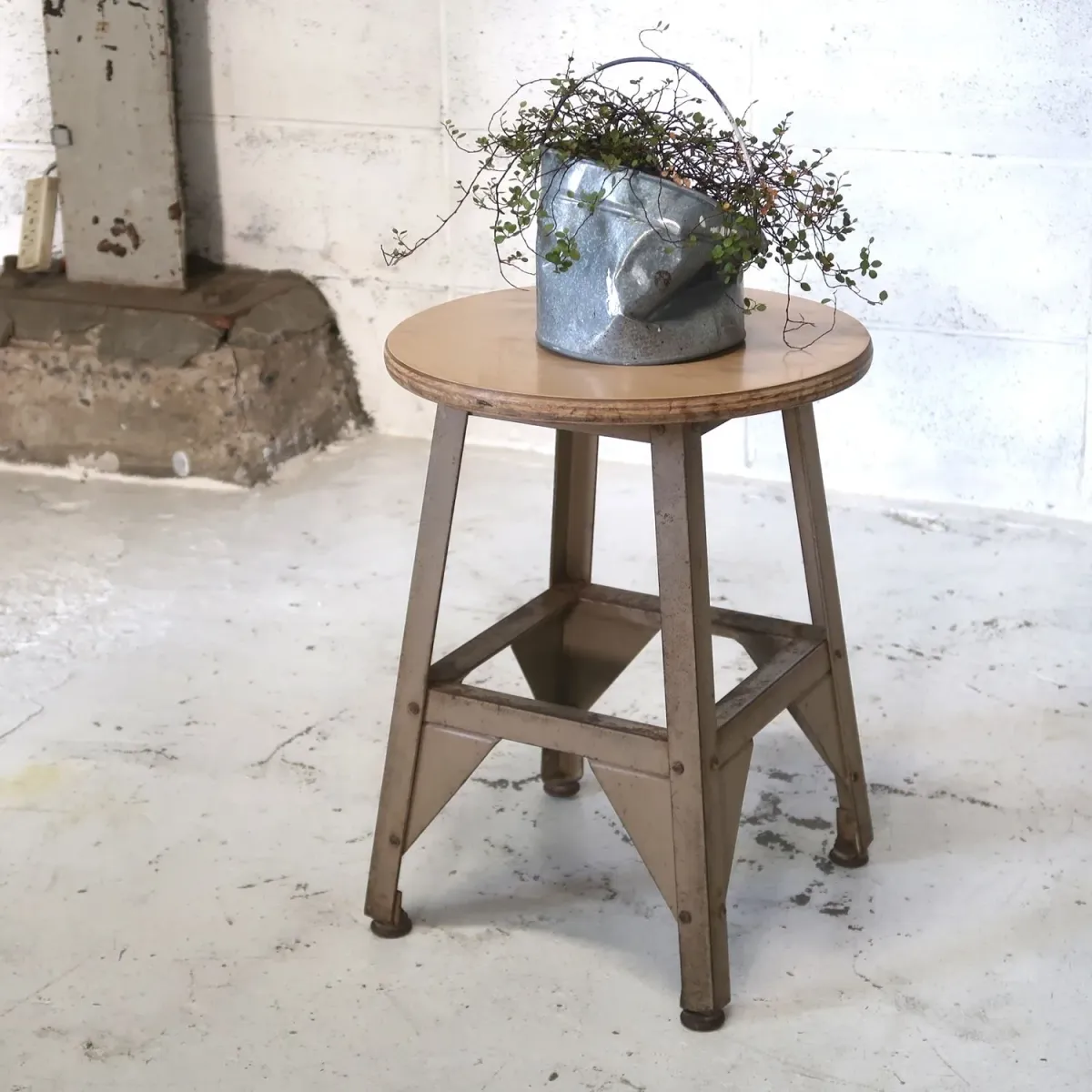 ビンテージ ウッド×アイアン スツール