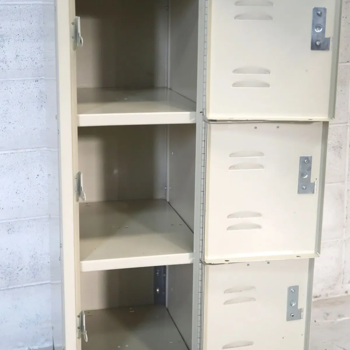 Hallowell メタルロッカー