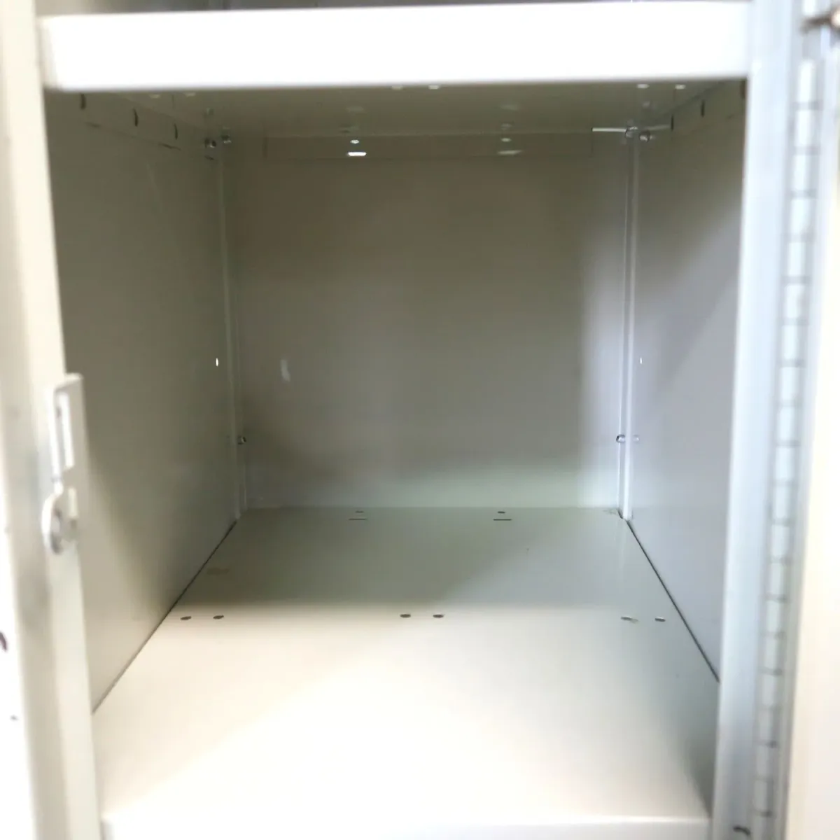 Hallowell メタルロッカー