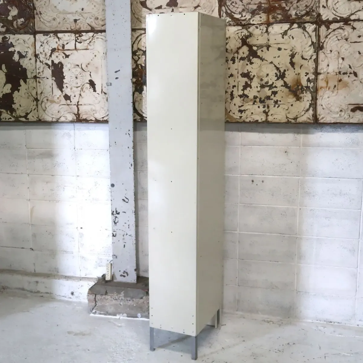 Hallowell メタルロッカー