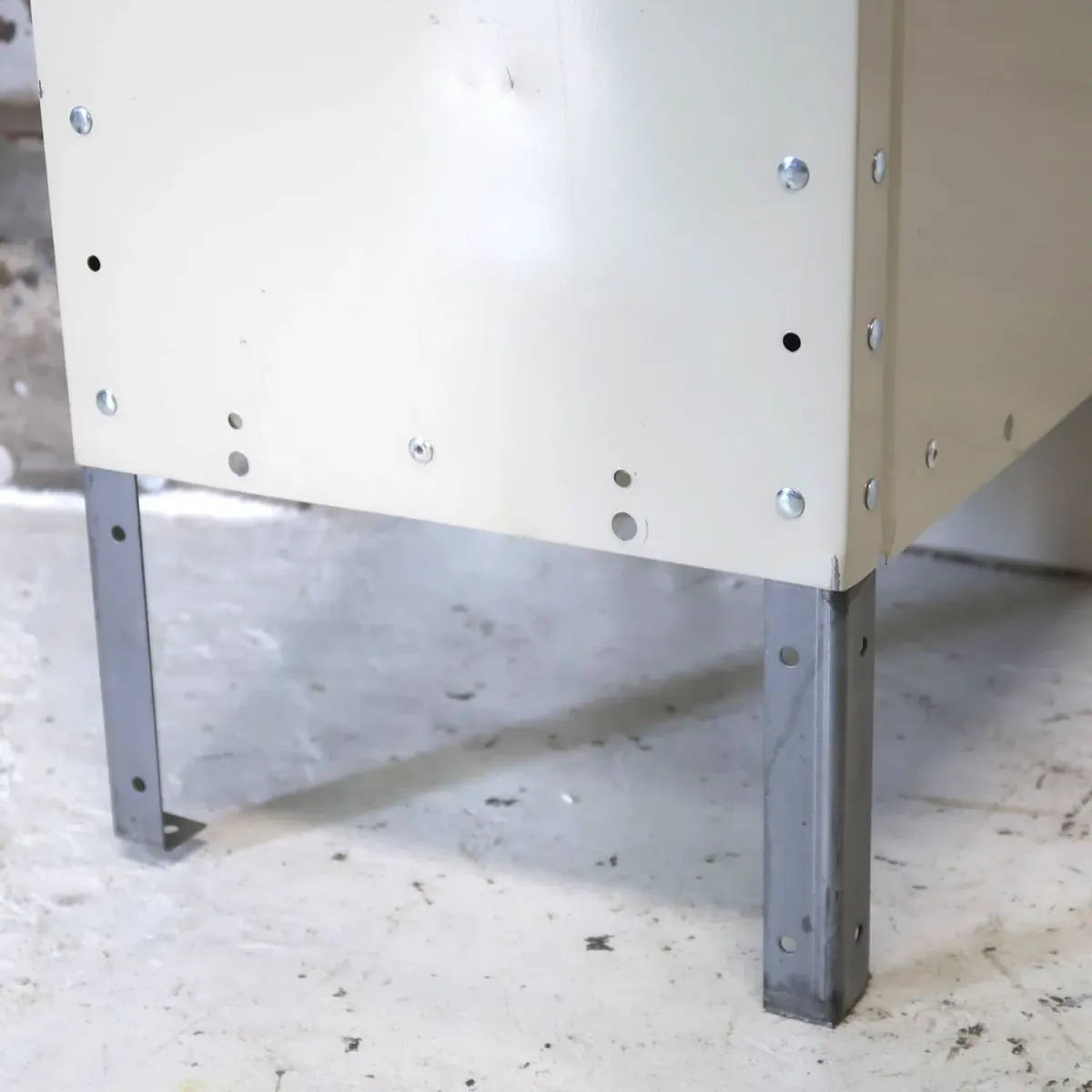 Hallowell メタルロッカー