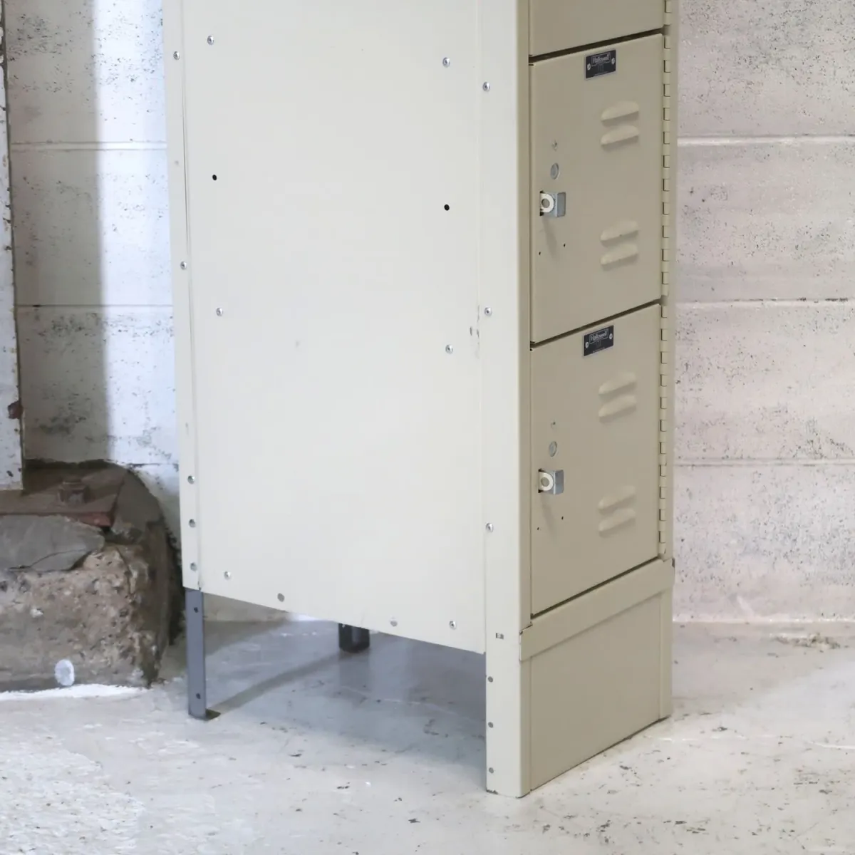 Hallowell メタルロッカー