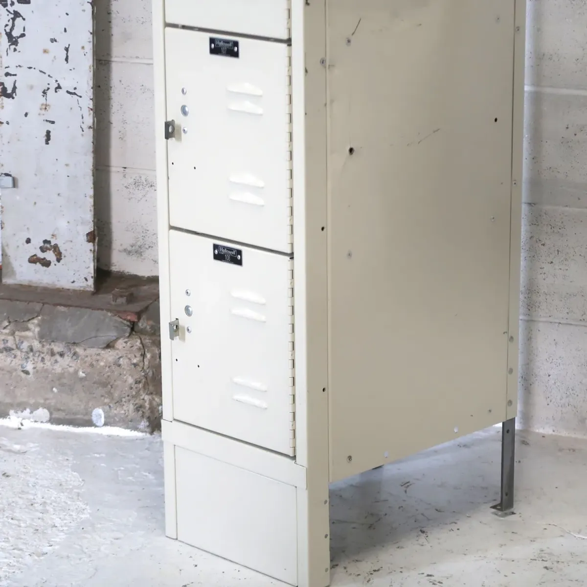 Hallowell メタルロッカー