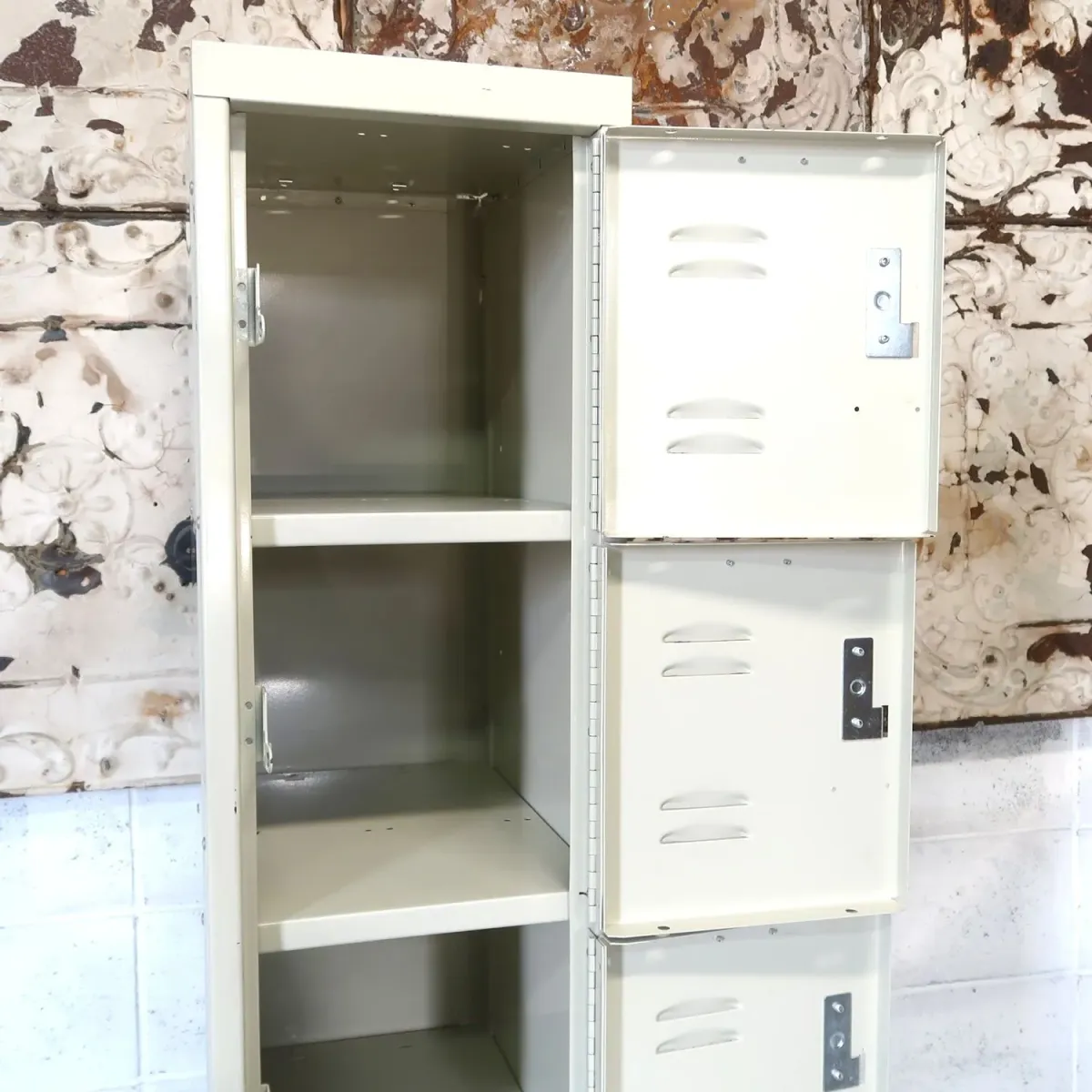 Hallowell メタルロッカー