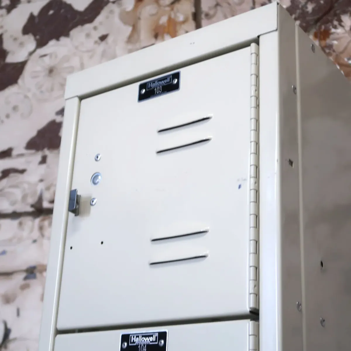 Hallowell メタルロッカー