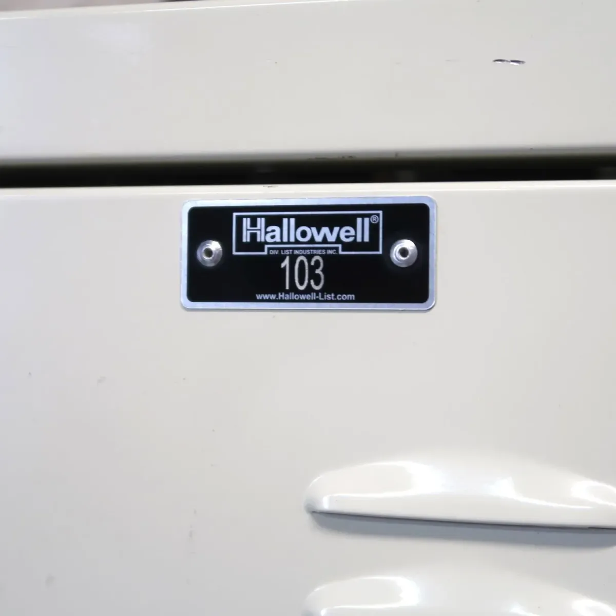 Hallowell メタルロッカー