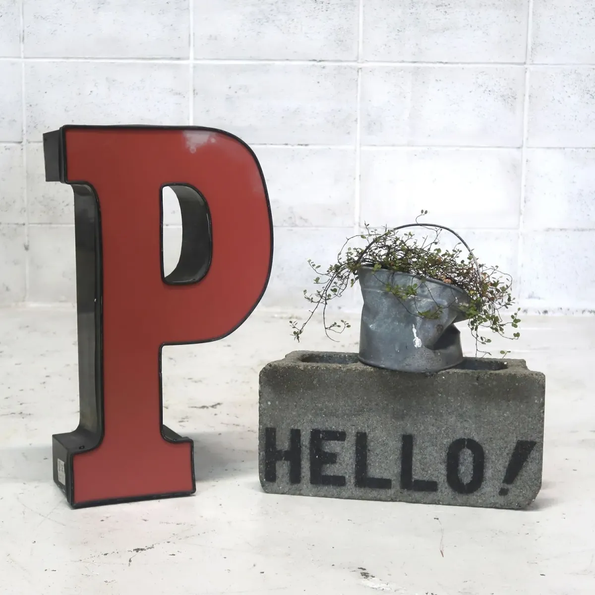 ビンテージ レターサイン P