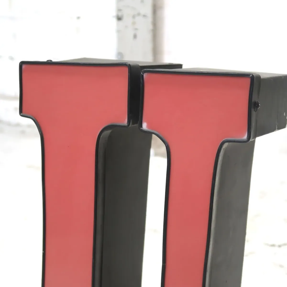 ビンテージ レターサイン U