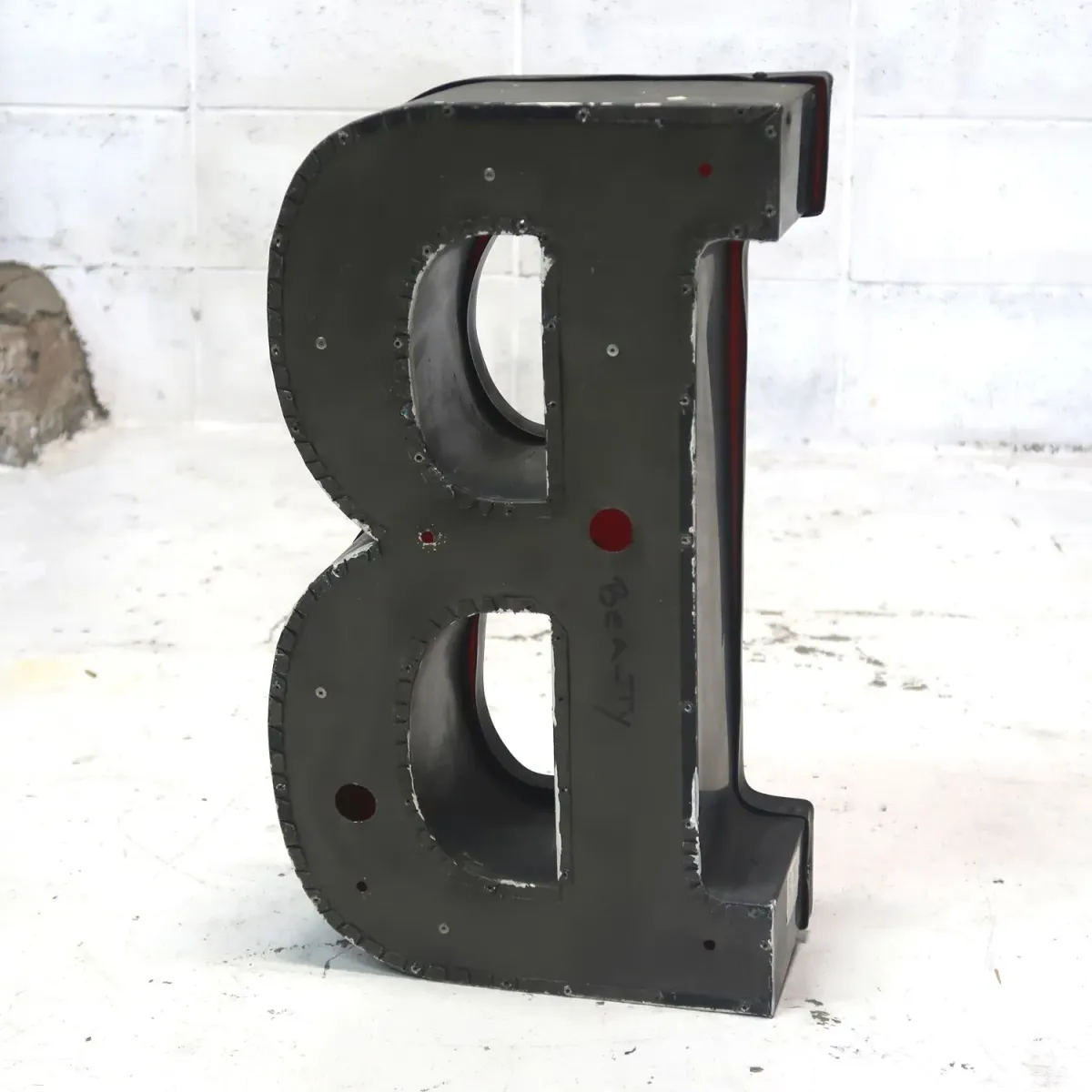 ビンテージ レターサイン B