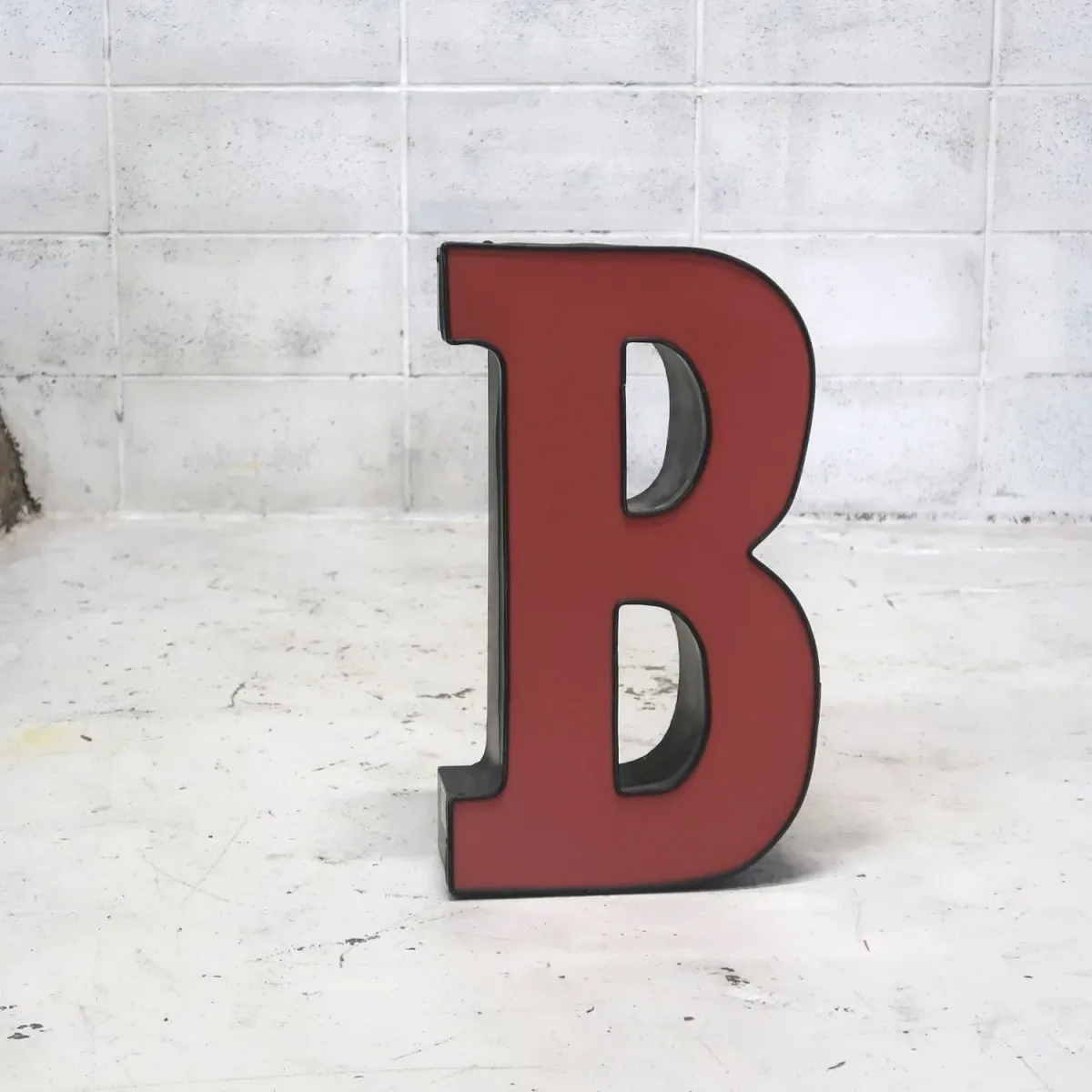 ビンテージ レターサイン B